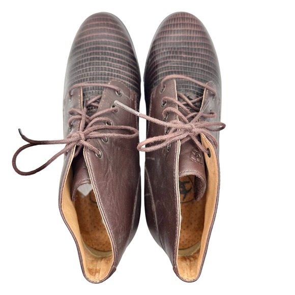 Ariat | Women | Bancroft Lizard Skin Emboss Leather Lace Up Ankle Booties | 7 B - Picture 6 of 16